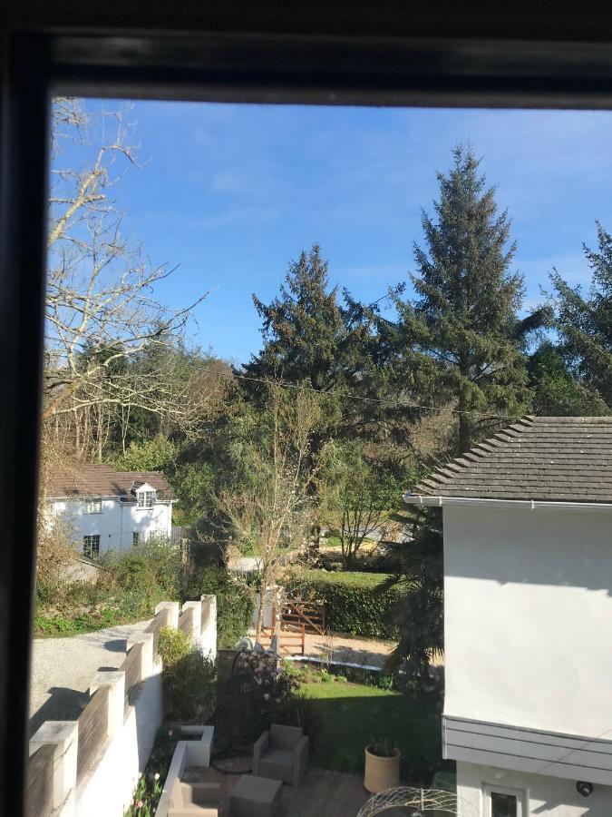 Winnie'S Corner - Self Contained Within The Grounds Of Another Property, In An Idyllic Wooded Setting Carlyon Bay Exterior foto