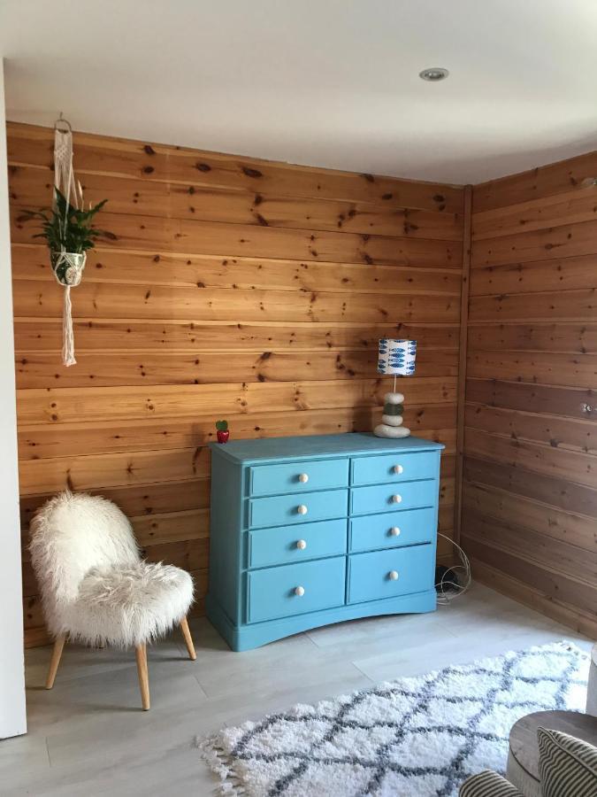 Winnie'S Corner - Self Contained Within The Grounds Of Another Property, In An Idyllic Wooded Setting Carlyon Bay Exterior foto